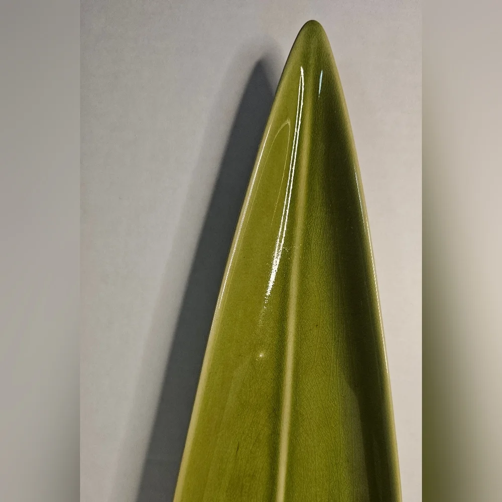 [PIER 1] (2) Vintage Olive/Charcuterie Serving Dishes 🍃🌶 Leaf/Chili Shape